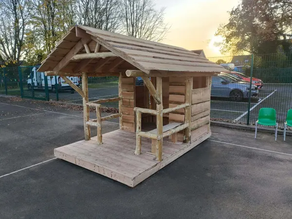 Play Houses, Huts & Shelters Across the South West - photograph 5