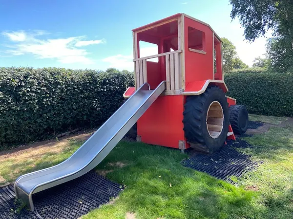 Charlton Farm Children's Hospice - Somerset, 2026 - Monkey Business Design